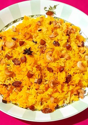 A picture of Zafrani Pulao.