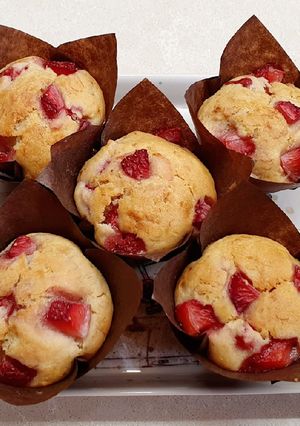 A picture of Banana and Strawberry Muffins without Sugar, Butter, or Eggs.