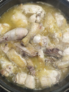 Una foto de Pollo a la cerveza