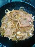 Bisteck encebollado al limón