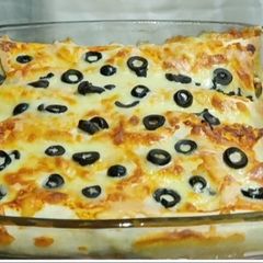 A picture of Cheesy Mexican Chicken Fajita Wraps.