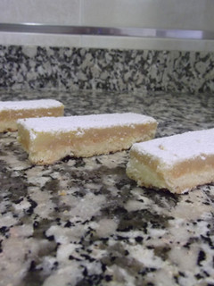 Una foto de Lemon bars