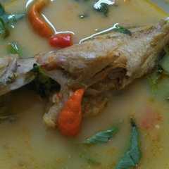 A picture of Kerapu kuah kuning.