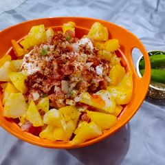 A picture of Achari chana chaat.