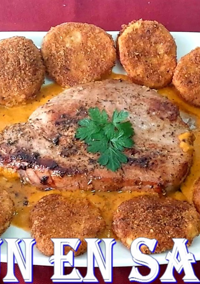 Una foto de Lomo de atún en salsa de pimiento morrón