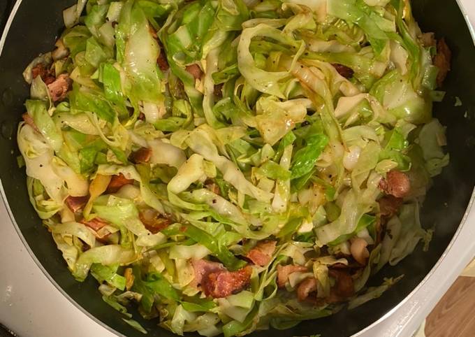 Simple Way to Prepare Award-winning Fried Cabbage &amp; Bacon