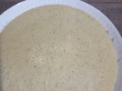 Una foto de sopa de arvejas