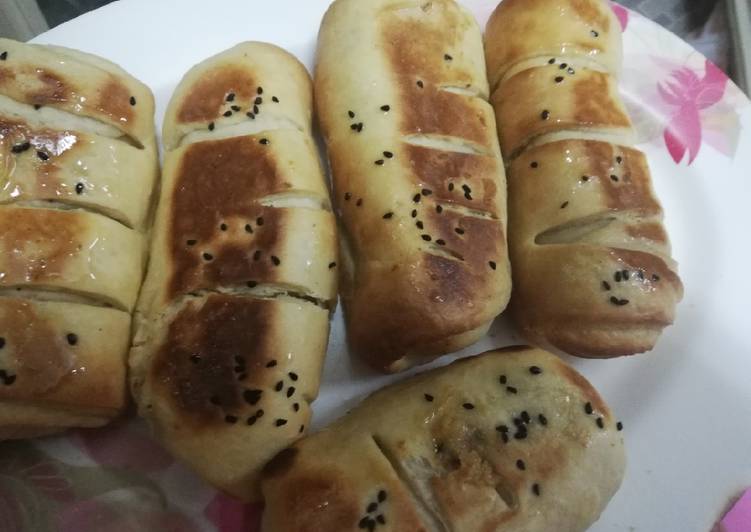 Simple Way to Prepare Ultimate No oven Dinner rolls