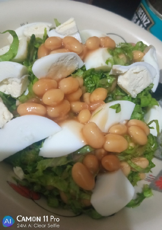 A picture of Simple salad.