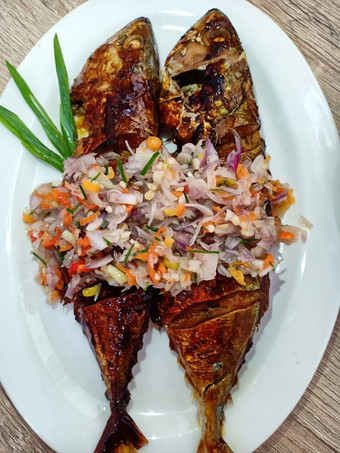 Anti Ribet, Memasak Kembung Bakar Sambal Matah Praktis