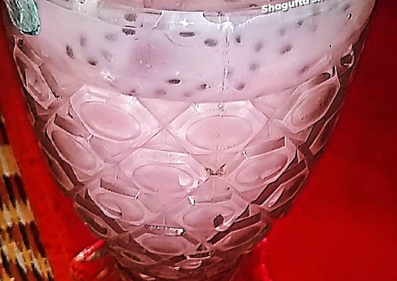 Doodh Rooh afza drink