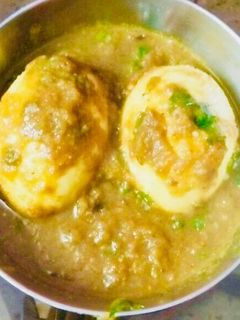 एग करी (Egg curry recipe in hindi) रेसिपी मुख्य फोटो