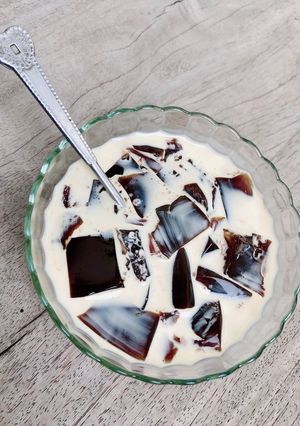 รูปของ Japanese’s coffee jelly with Thai traditional smellเยลลี่กาแฟสไตล์ญี่ปุ่น หอมละมุนแบบไทย ไทย