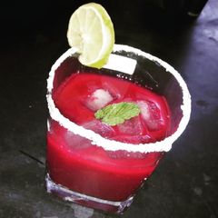 A picture of Summer refreshing drink.