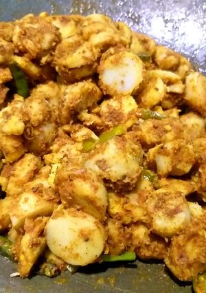 फ्राई अरबी (fry arbi recipe in Hindi) रेसिपी मुख्य फोटो
