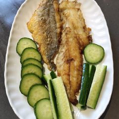 A picture of Fried Yellow Croacker.