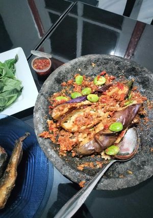 Foto resep Sambal Terong Pete,,