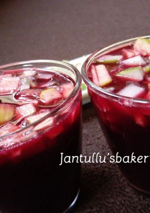 A picture of Zobo fruits punch.