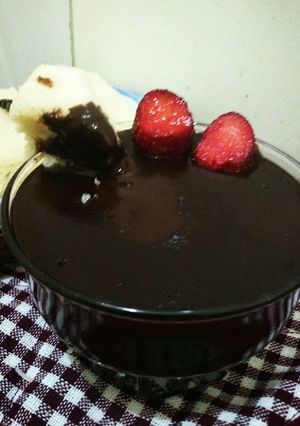 A picture of Chocolate Fondue.