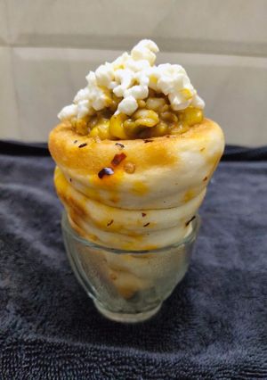 A picture of Stuffed bread cone.