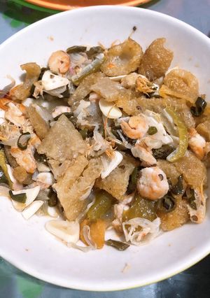 Foto resep Tumis Kulit Belimbing Wuluh ala Mama