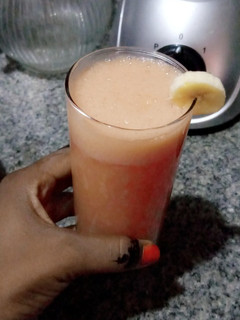A picture of Mixed fruit smoothie.