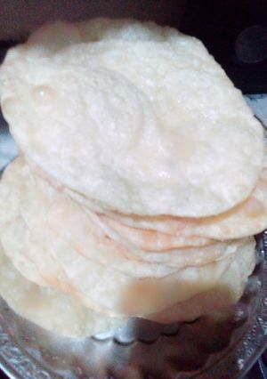 A picture of White Atta ki purri.