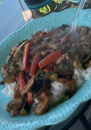 A picture of Chicken Stir Fry.