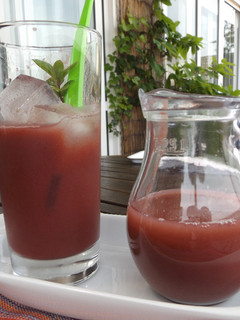 Una foto de Batido de frutos rojas