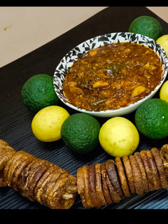 🌺வெங்காயப்புளி ஊறுகாய் 🌺(onion pickle recipe in tamil) செய்முறை முக்கிய புகைப்படம்