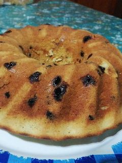 Una foto de Budín de banana con chips de chocolate 🍫