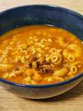 Sopa de marisco con toque picante
