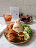 Set Menu UlTah, Nasi liwet, Brownies, Es Teh Kampul
