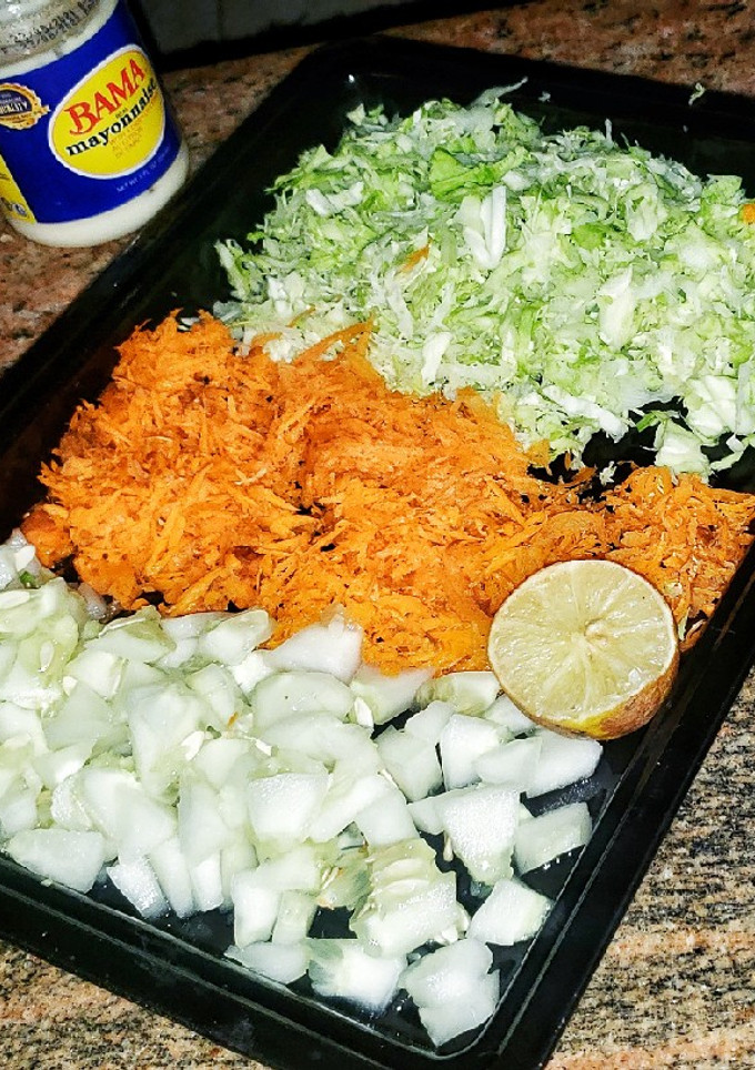 A picture of Simple salad.