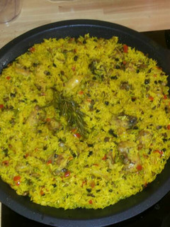 Una foto de Paella tricolor de Ossi