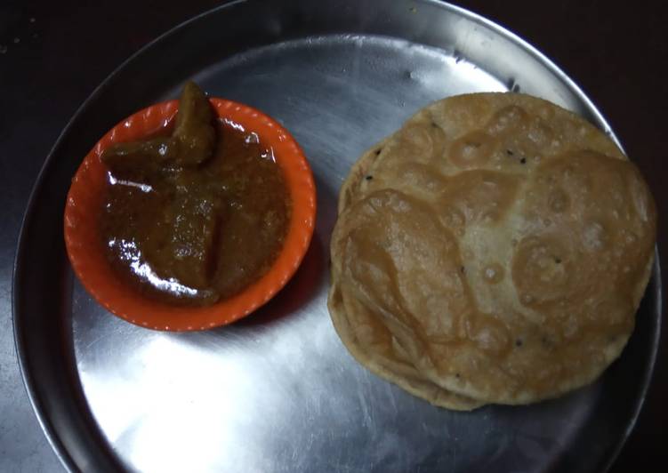 How to Prepare Recipe of Chicken curry and puri