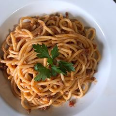 A picture of Bolognese spaghetti.