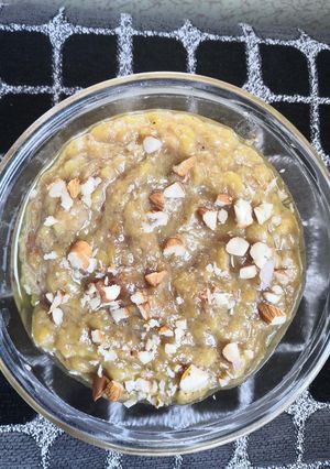 A picture of Banana halwa.