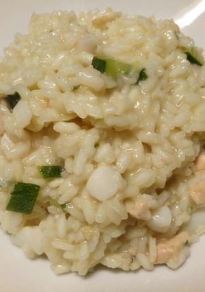 A picture of Risotto alla pescatora e zucchine.