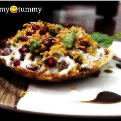 A picture of Potato Basket Chaat.