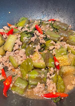 รูปของ ผัดมะเขือยาวหมูสับ🐷🐽