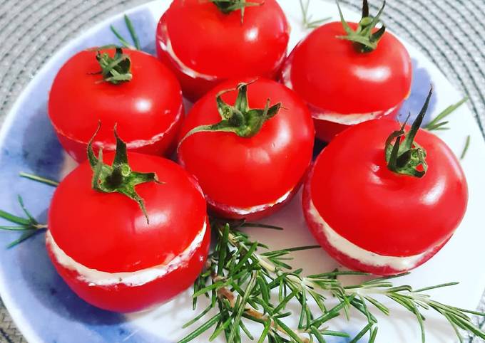Tomates cocktail farcies aux fromage frais Ailes et fines herbes