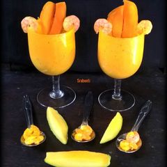 A picture of Mango prawn cocktail.