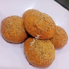 A picture of Dinner Buns.