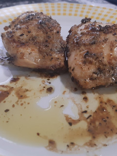 Una foto de Contramuslo de pollo al horno