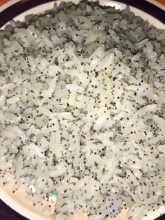 Una foto de Arroz con semilla de amapola
