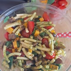 Leftover pasta salad A picture of Leftover pasta salad.