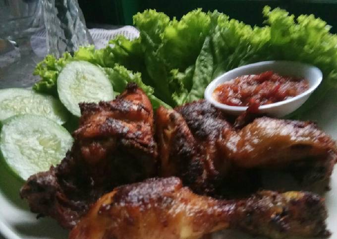 29. Ayam goreng kalasan