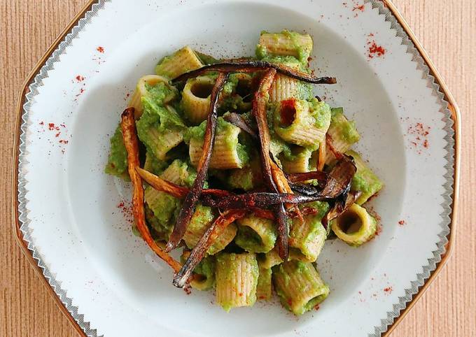 Rigatoni con crema di fagiolini e melanzane