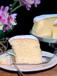 Una foto de 🇯🇵 CHEESECAKE JAPONÉS (スフレチーズケーキ, Japón)